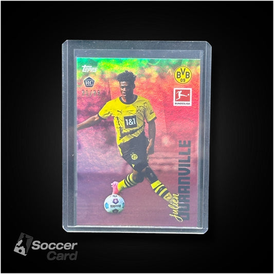 Julien Duranville (21/25) Rookie Topps Bundesliga International Stars