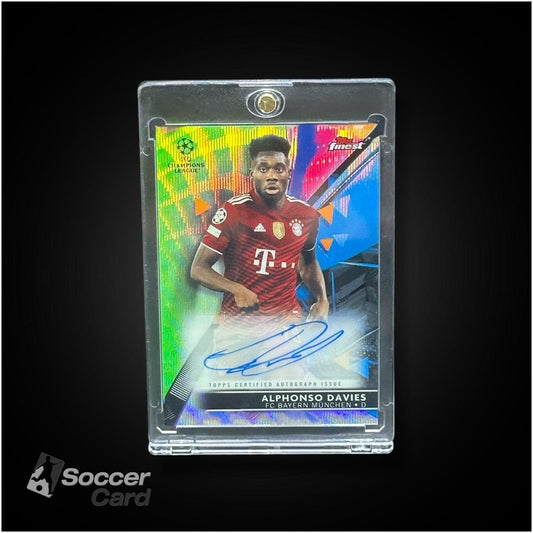 Alphonso Davies (61/99) Topps Finest 2021/2022